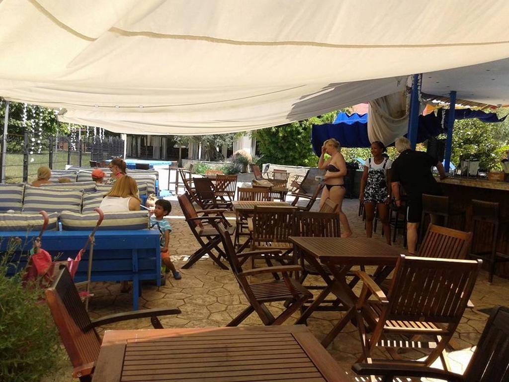 Visit Sunny Beach Marina Apartments Равда Екстериор снимка